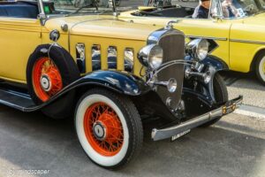 Front of Beige Coloured Vintage Car - Museumsnacht Bern 2018